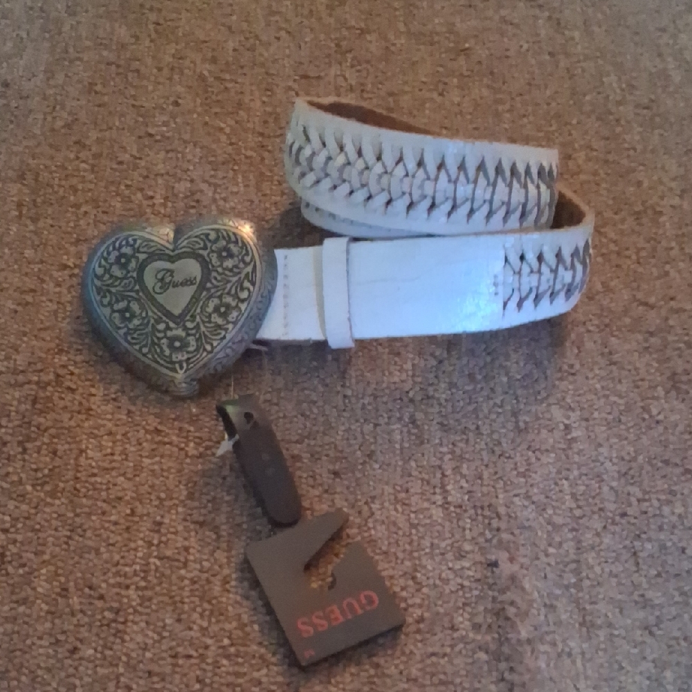 Guess White Belt with Heart Buckle